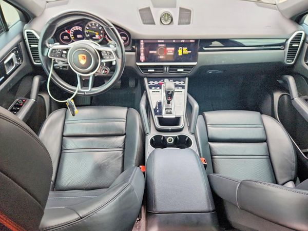 2021 PORSCHE CAYENNE E-Hybrid Coupe