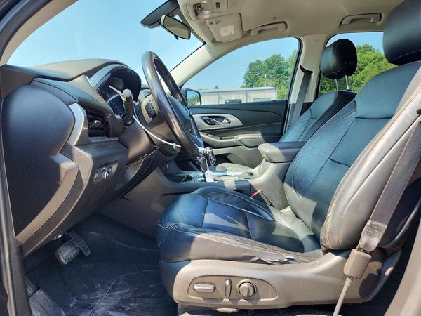 2018 CHEVROLET TRAVERSE LT