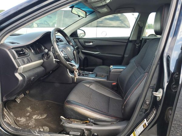 2015 TOYOTA CAMRY