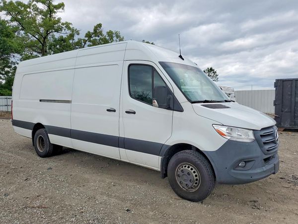 2022 MERCEDES-BENZ SPRINTER