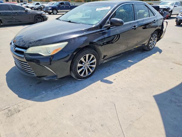 2016 TOYOTA CAMRY