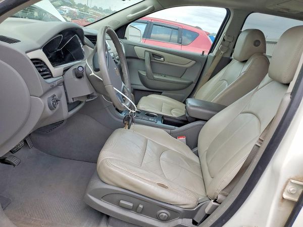 2015 CHEVROLET TRAVERSE 2LT