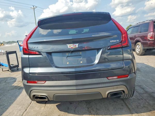 2019 CADILLAC XT4 Premium Luxury