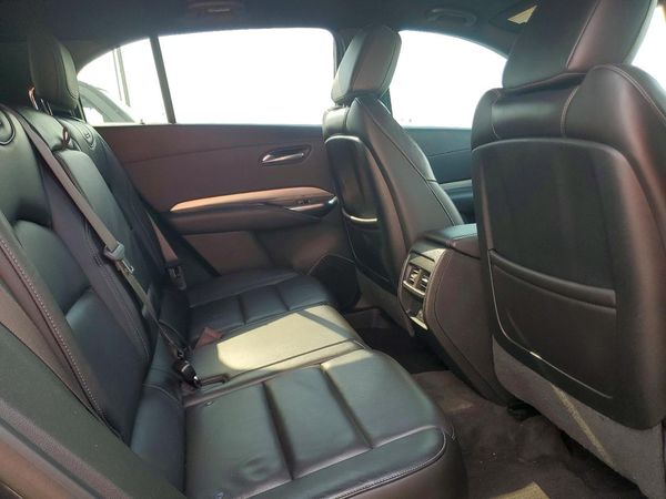 2019 CADILLAC XT4 Premium Luxury