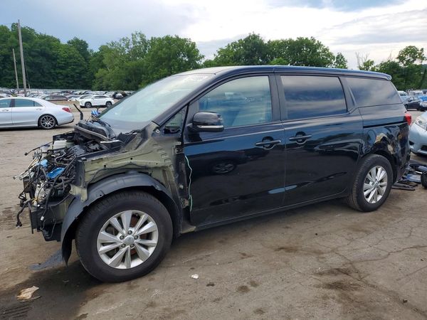 2018 KIA SEDONA LX