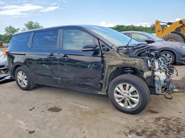 2018 KIA SEDONA LX