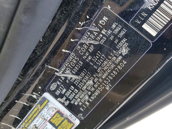 2018 KIA SEDONA LX