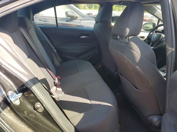 2021 TOYOTA COROLLA SE, CVT, w/Premium pkg