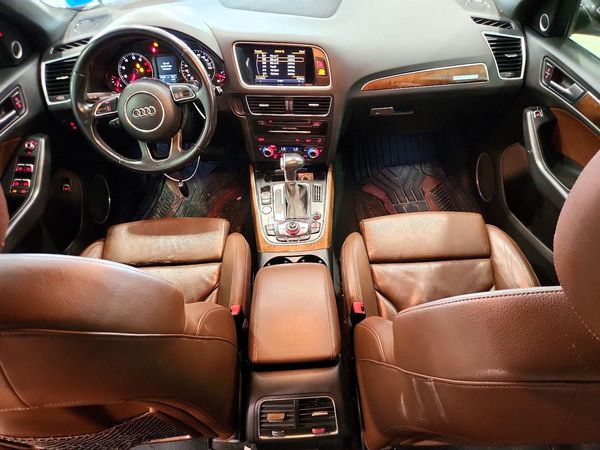2015 AUDI Q5