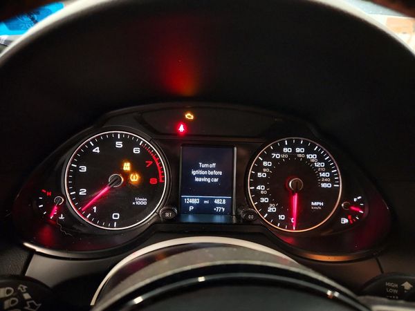 2015 AUDI Q5