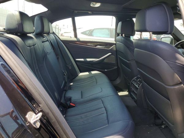 2018 BMW 530E