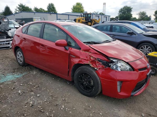 2015 TOYOTA PRIUS