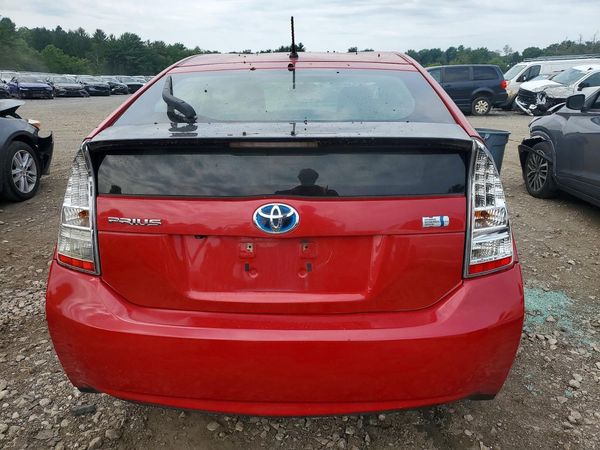 2015 TOYOTA PRIUS
