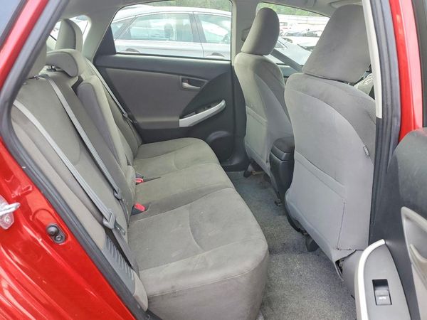 2015 TOYOTA PRIUS
