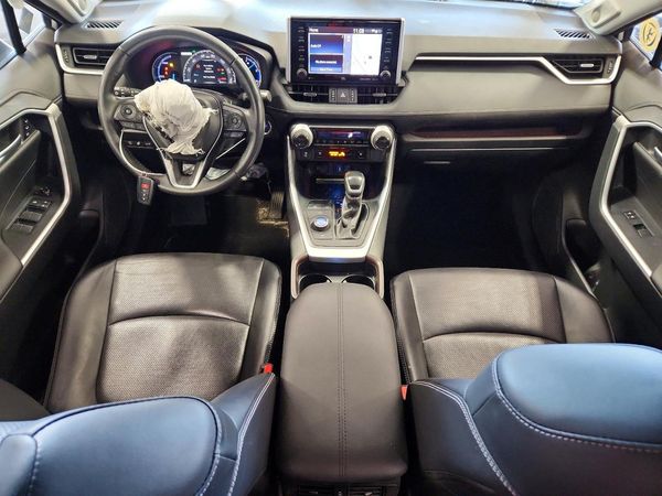 2020 TOYOTA RAV4 Limited HV
