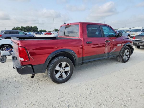 2015 RAM 1500 SLT