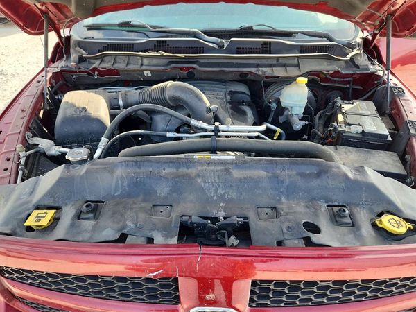 2015 RAM 1500 SLT