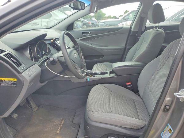 2012 HYUNDAI SONATA Middle-low level — DENT