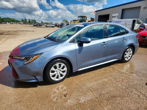 2024 TOYOTA COROLLA