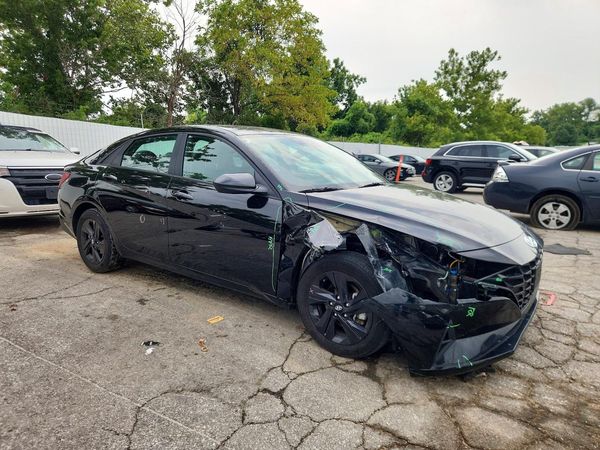 2023 HYUNDAI ELANTRA