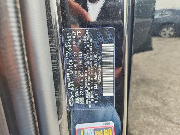 2023 HYUNDAI ELANTRA