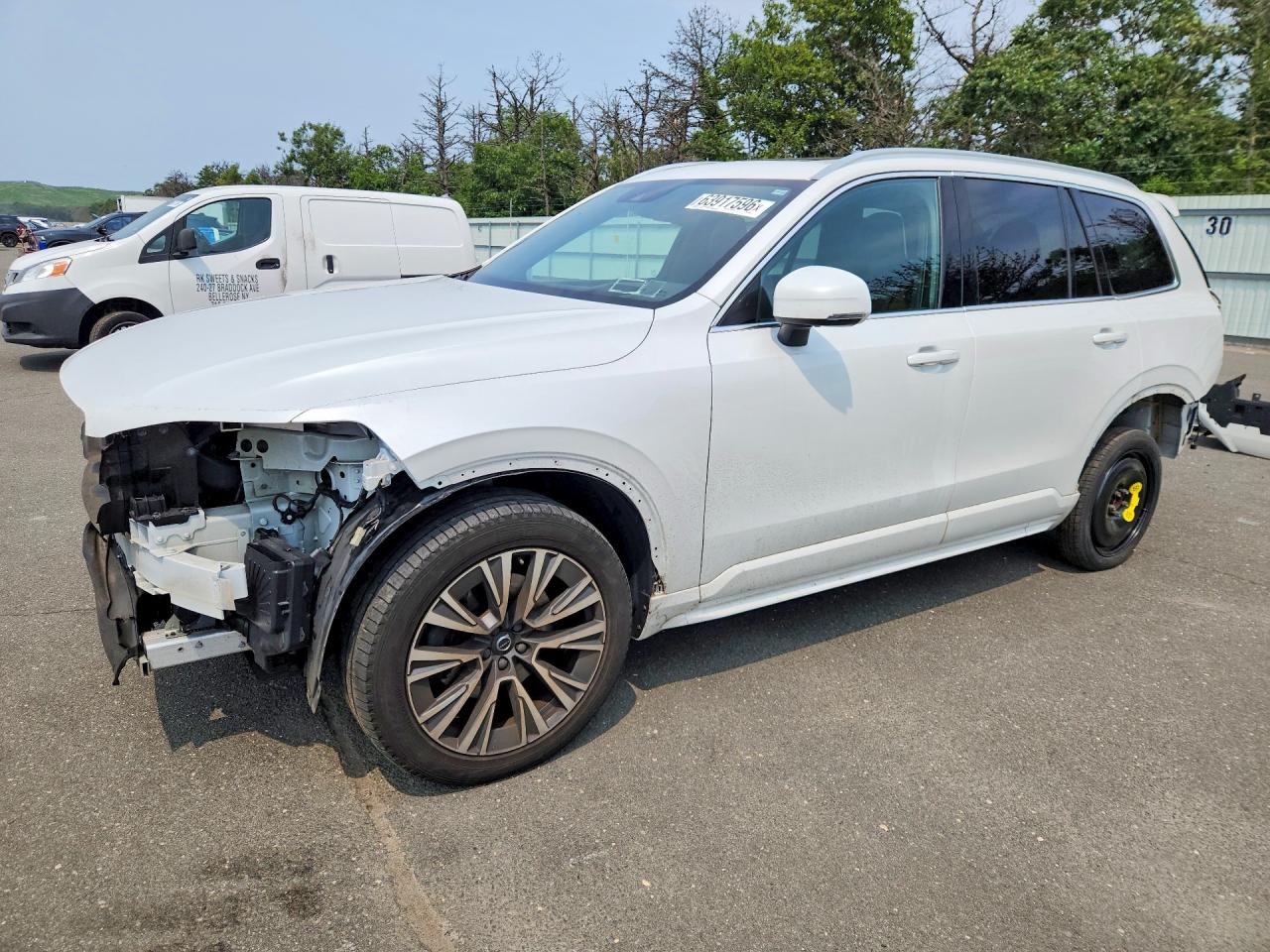 2021 VOLVO XC90