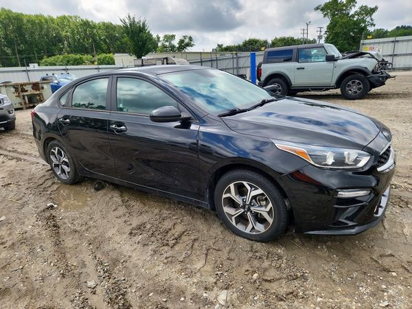 2021 KIA FORTE FE, LXS