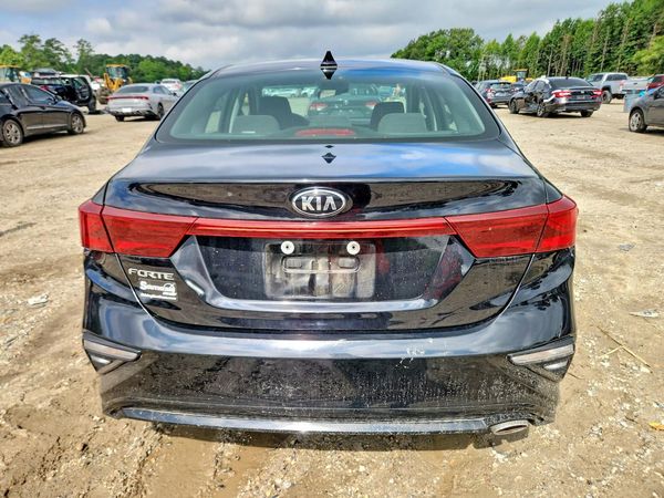 2021 KIA FORTE FE, LXS