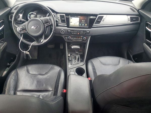 2017 KIA NIRO Touring / Touring Tech