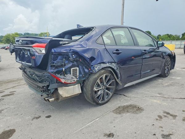 2022 TOYOTA COROLLA
