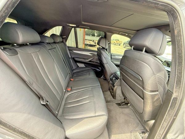 2015 BMW X5 xDrive50i