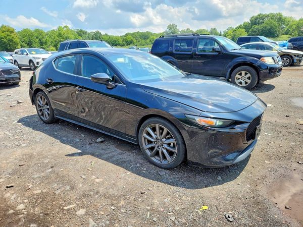 2021 MAZDA 3