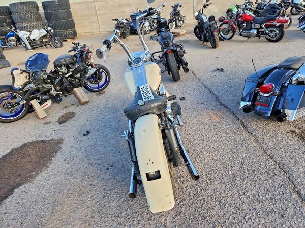 2014 HARLEY-DAVIDSON FLHX