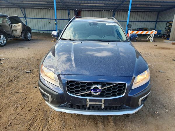 2014 VOLVO XC70