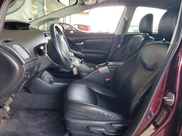 2013 TOYOTA PRIUS — DENT