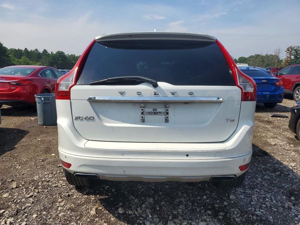 2016 VOLVO XC60 SV33 Premier