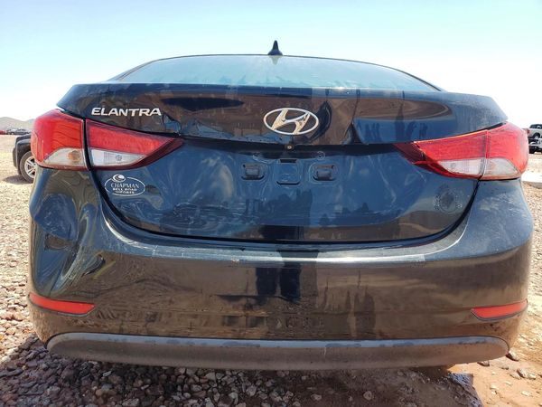 2015 HYUNDAI ELANTRA GLS(Middle)