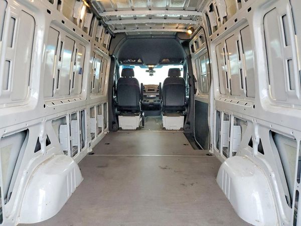 2025 MERCEDES-BENZ SPRINTER