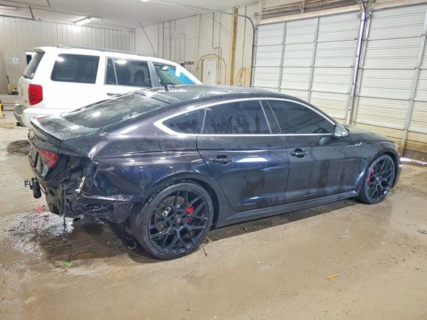 2019 AUDI RS5 quattro