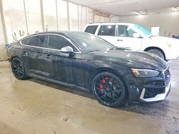 2019 AUDI RS5 quattro