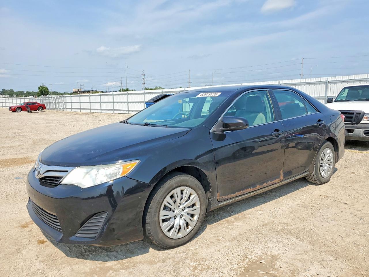 2012 TOYOTA CAMRY — Front 3/4