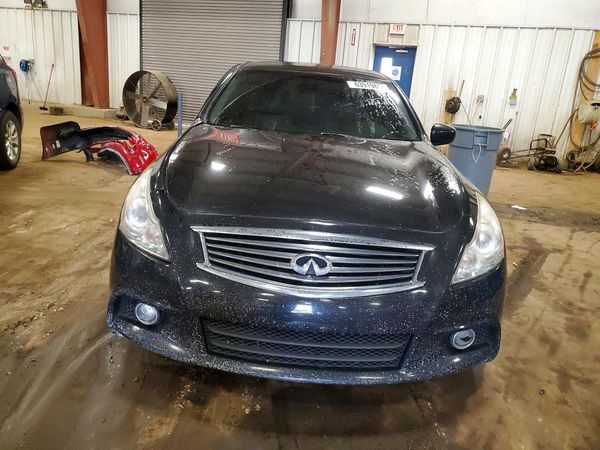 2012 INFINITI G37