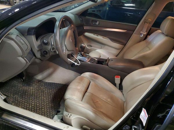 2012 INFINITI G37