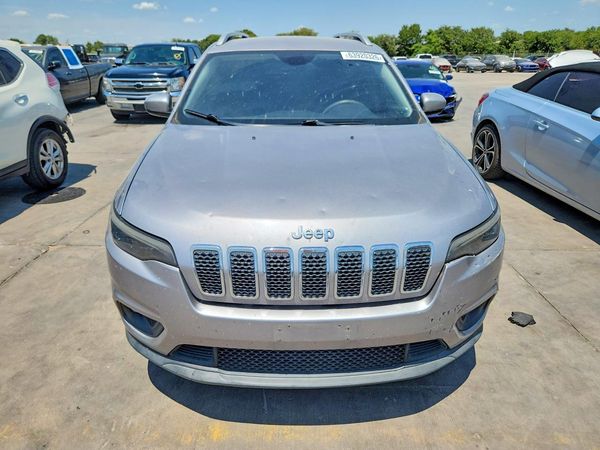 2019 JEEP CHEROKEE LATITUDE FWD