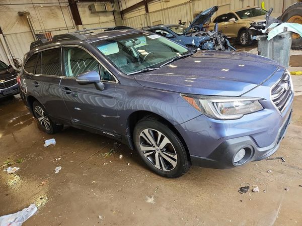 2018 SUBARU OUTBACK Limited+M/R