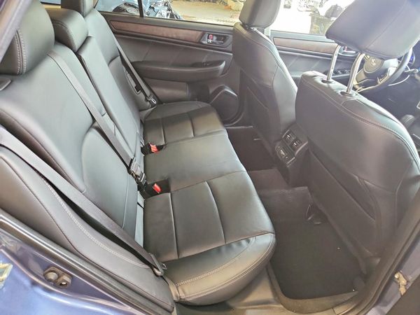 2018 SUBARU OUTBACK Limited+M/R
