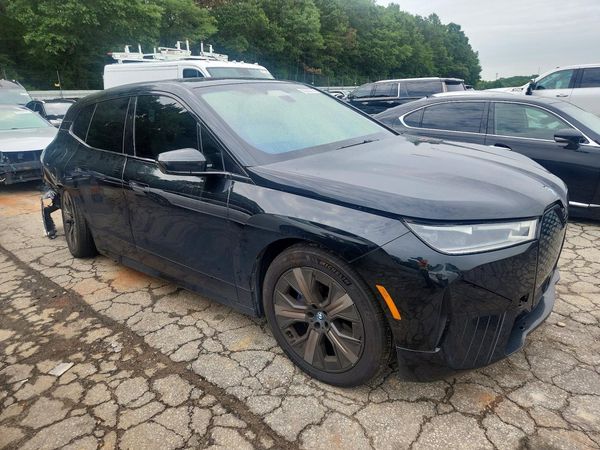 2024 BMW IX