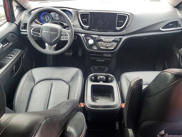 2025 CHRYSLER PACIFICA Select — CKPT