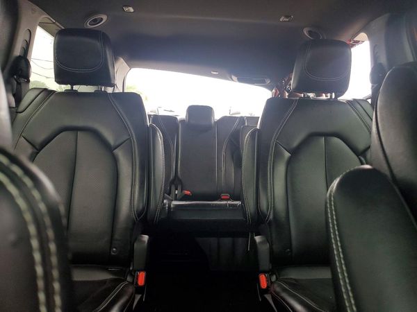 2025 CHRYSLER PACIFICA Select — SUVN
