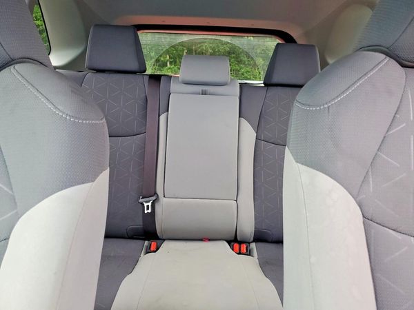 2019 TOYOTA RAV4 XLE / XLE Premium 4WD
